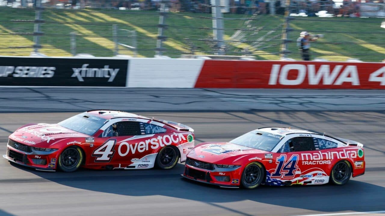 hero image for Stewart-Haas Racing to Swap Berry, Briscoe Pit Crews Starting at Kansas