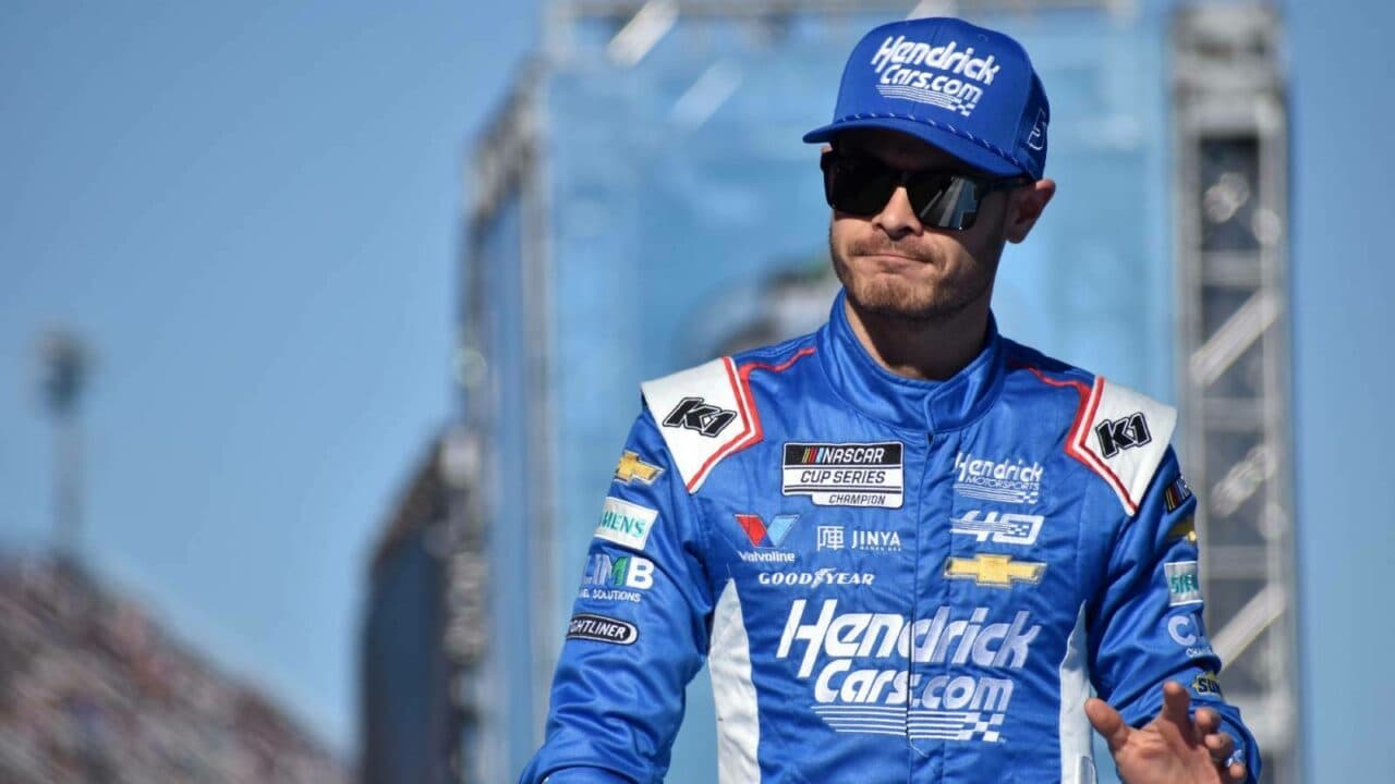 hero image for Kyle Larson Scores 17th Career Pole; Leads Hendrick Front Row Sweep at Richmond