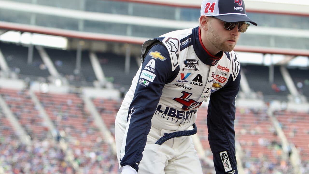 hero image for William Byron Looking For Reversal of Fortune, First Top-10 in New Hampshire