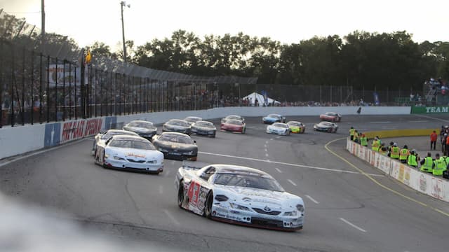 2022 Snowball Derby SLM Five Flags Thorn Leading Sunset