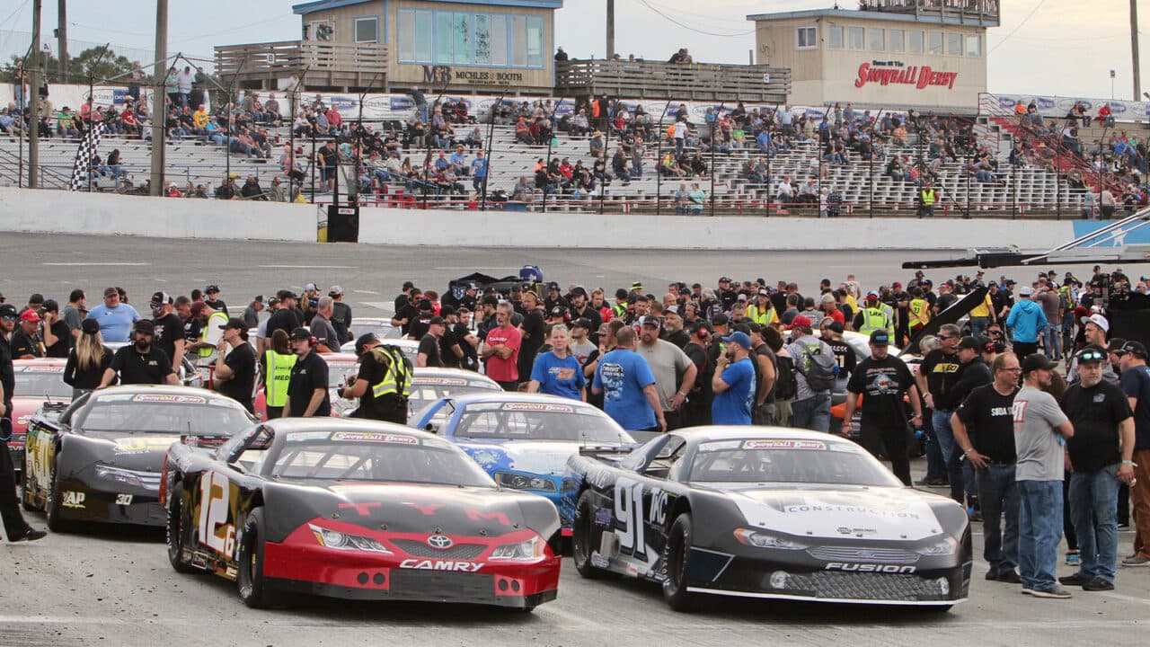 hero image for Qualifying Results: 56th Annual Snowball Derby at Five Flags