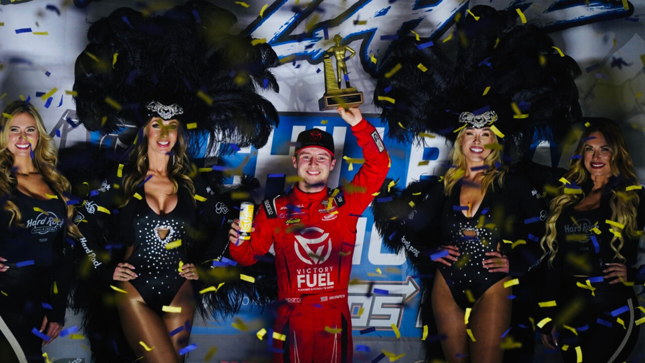 Seavey Scores Second Straight Golden Driller at Chili Bowl Nationals